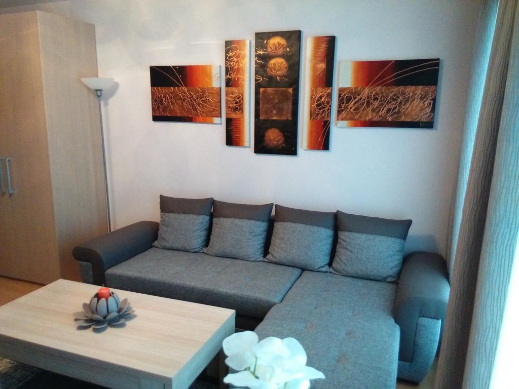 Apartment Villa Ksenija Oostende Quarto foto