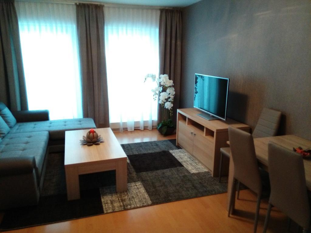 Apartment Villa Ksenija Oostende Quarto foto