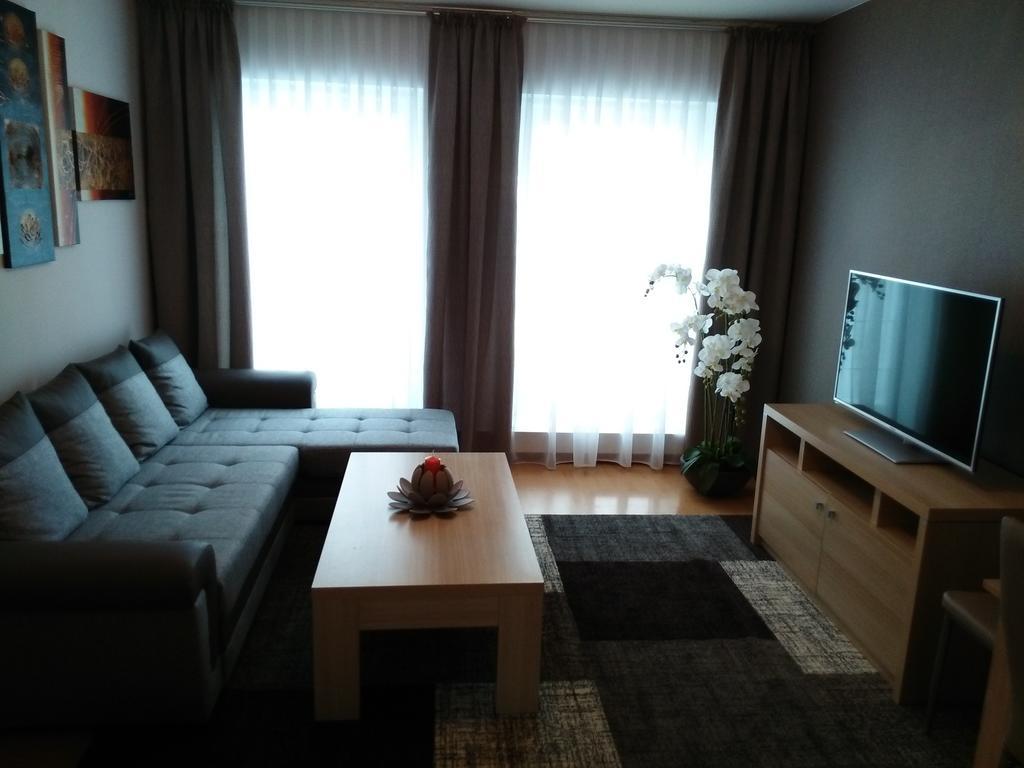 Apartment Villa Ksenija Oostende Quarto foto